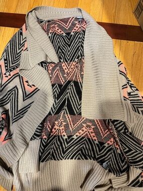 Charlotte Russe Geometric Open Front Cardigan - Pink, Black & Cream